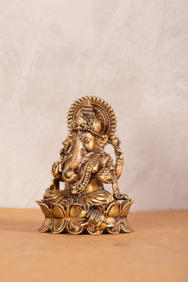 PR-BR-024B Lotus Ganesha