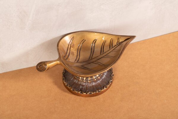 PR-BR-030B Peepal Tree Leaf Lamp