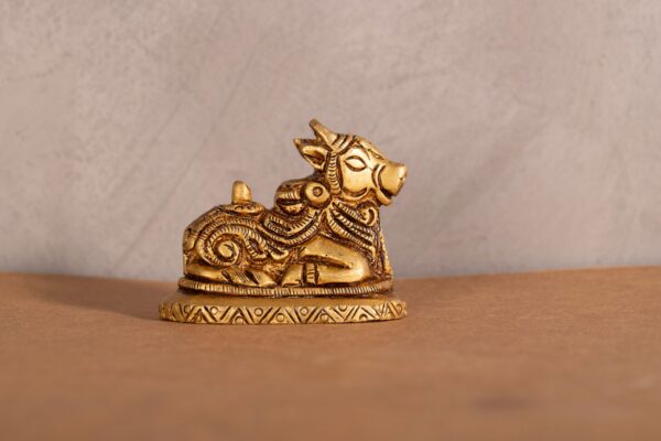 PR-BR-041A Nandhi with Lingam