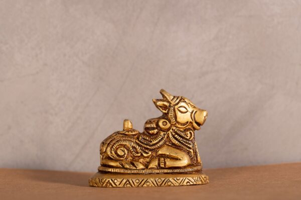 PR-BR-041B Nandhi with Lingam