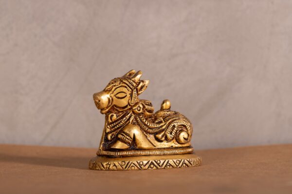 PR-BR-041C Nandhi with Lingam