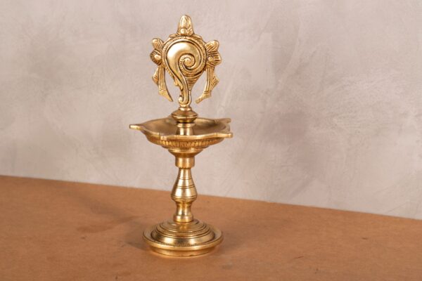 PR-BR-063E Standing Chakra Lamp