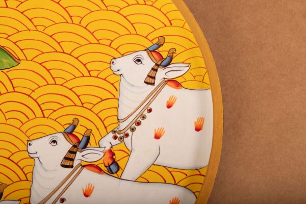 PR-BR-068D Wooden Pichwai Hand Painted Plates